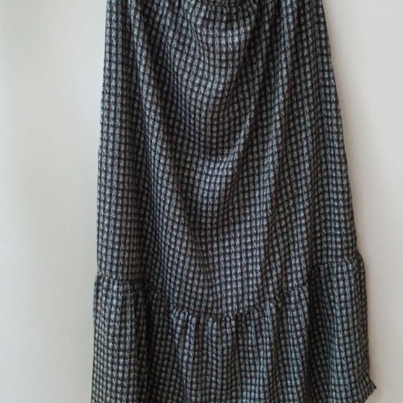 Aware by Vero Moda skirt. New With Tags. - Picture 1 of 4
